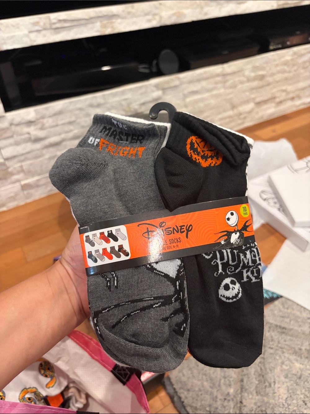 Brand New set of 10 Disney The Nightmare Before Christmas Men's Ankle Socks 6-12